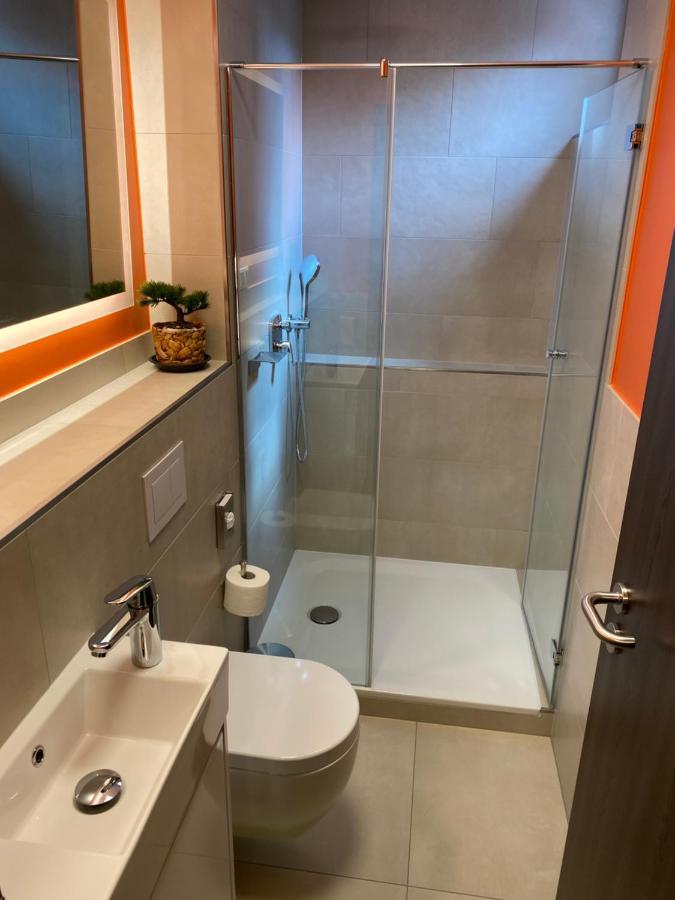 Wirtshaus Am Niederntor Hotel Бломберг Екстериор снимка