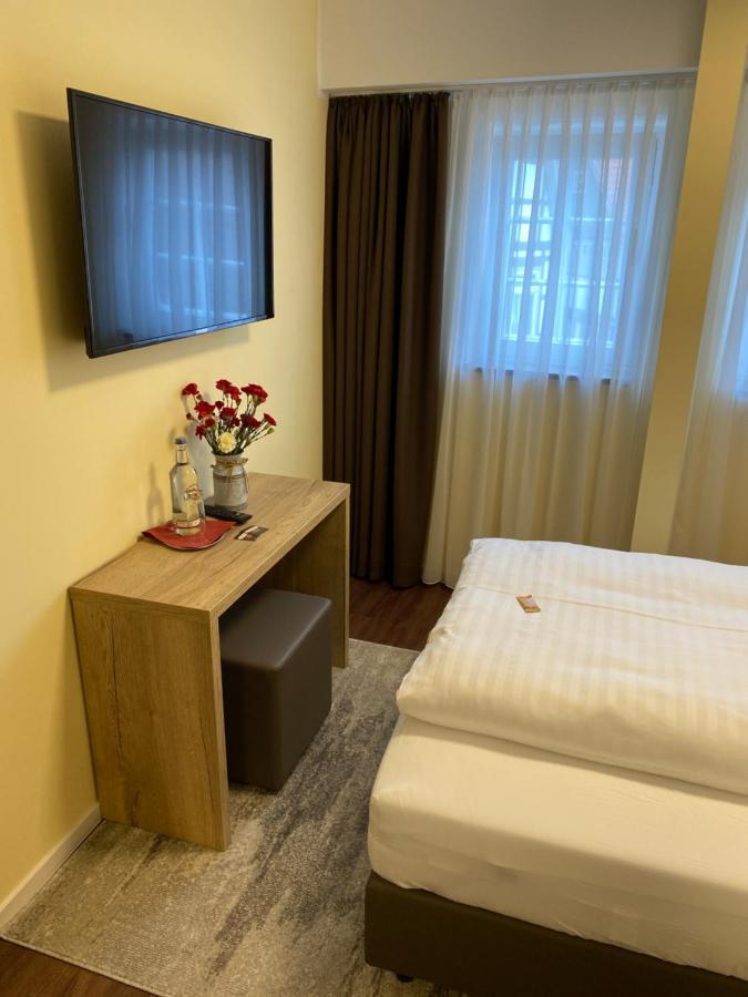 Wirtshaus Am Niederntor Hotel Бломберг Екстериор снимка