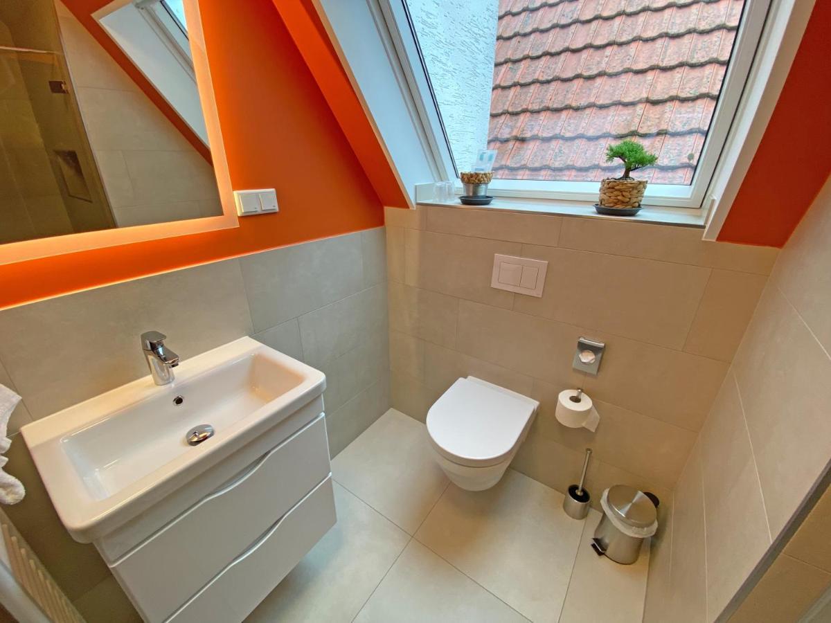 Wirtshaus Am Niederntor Hotel Бломберг Екстериор снимка