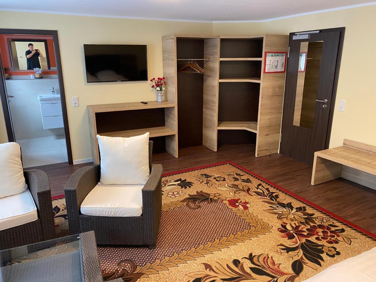 Wirtshaus Am Niederntor Hotel Бломберг Екстериор снимка