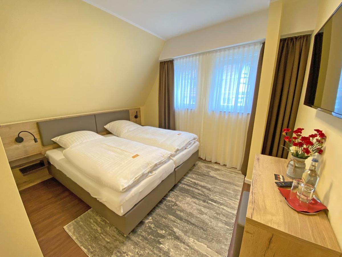 Wirtshaus Am Niederntor Hotel Бломберг Екстериор снимка