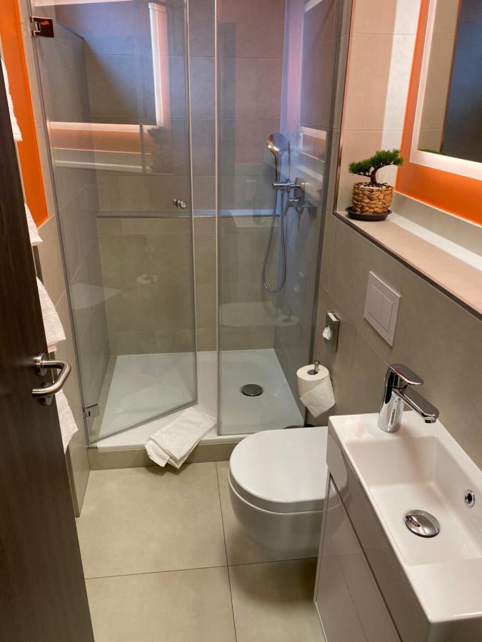 Wirtshaus Am Niederntor Hotel Бломберг Екстериор снимка