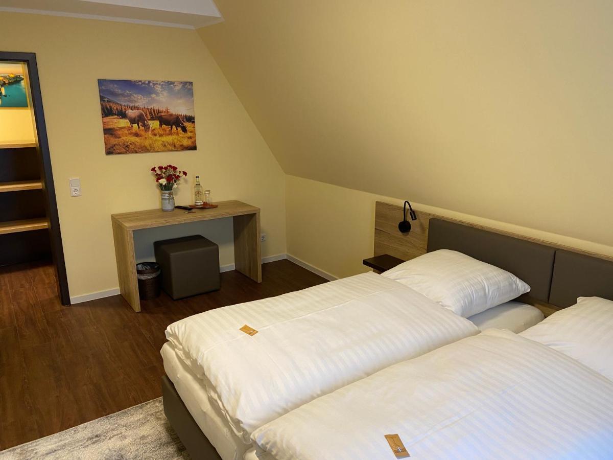 Wirtshaus Am Niederntor Hotel Бломберг Екстериор снимка