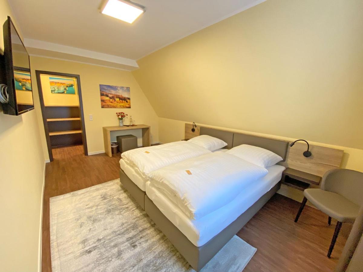 Wirtshaus Am Niederntor Hotel Бломберг Екстериор снимка