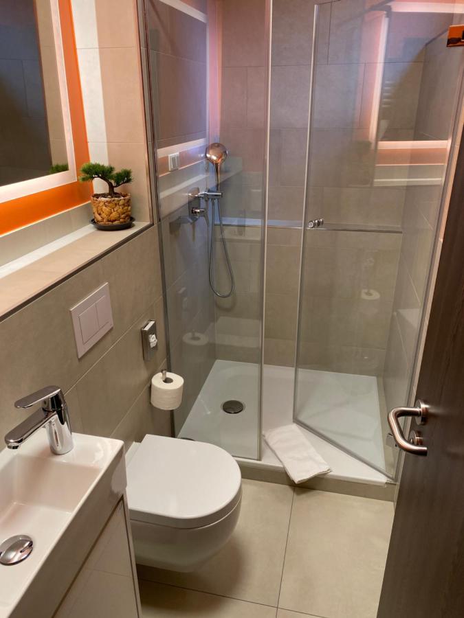 Wirtshaus Am Niederntor Hotel Бломберг Екстериор снимка